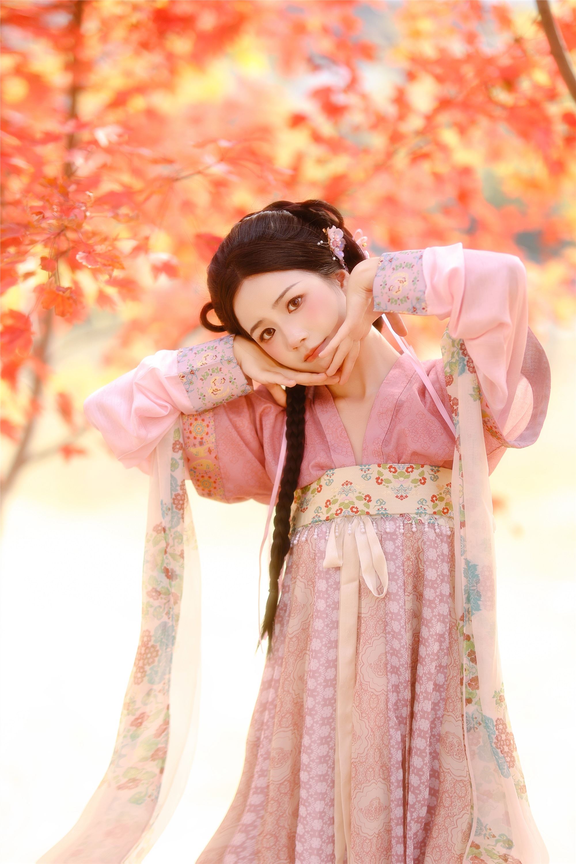 YITUYU艺图语 2025.01.21 枫叶少女 小杜同学